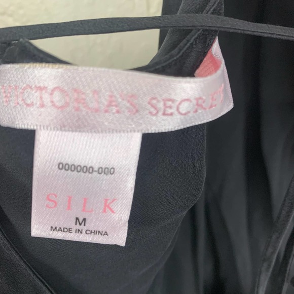 Victoria's Secret Black Chemise - Picture 4 of 4